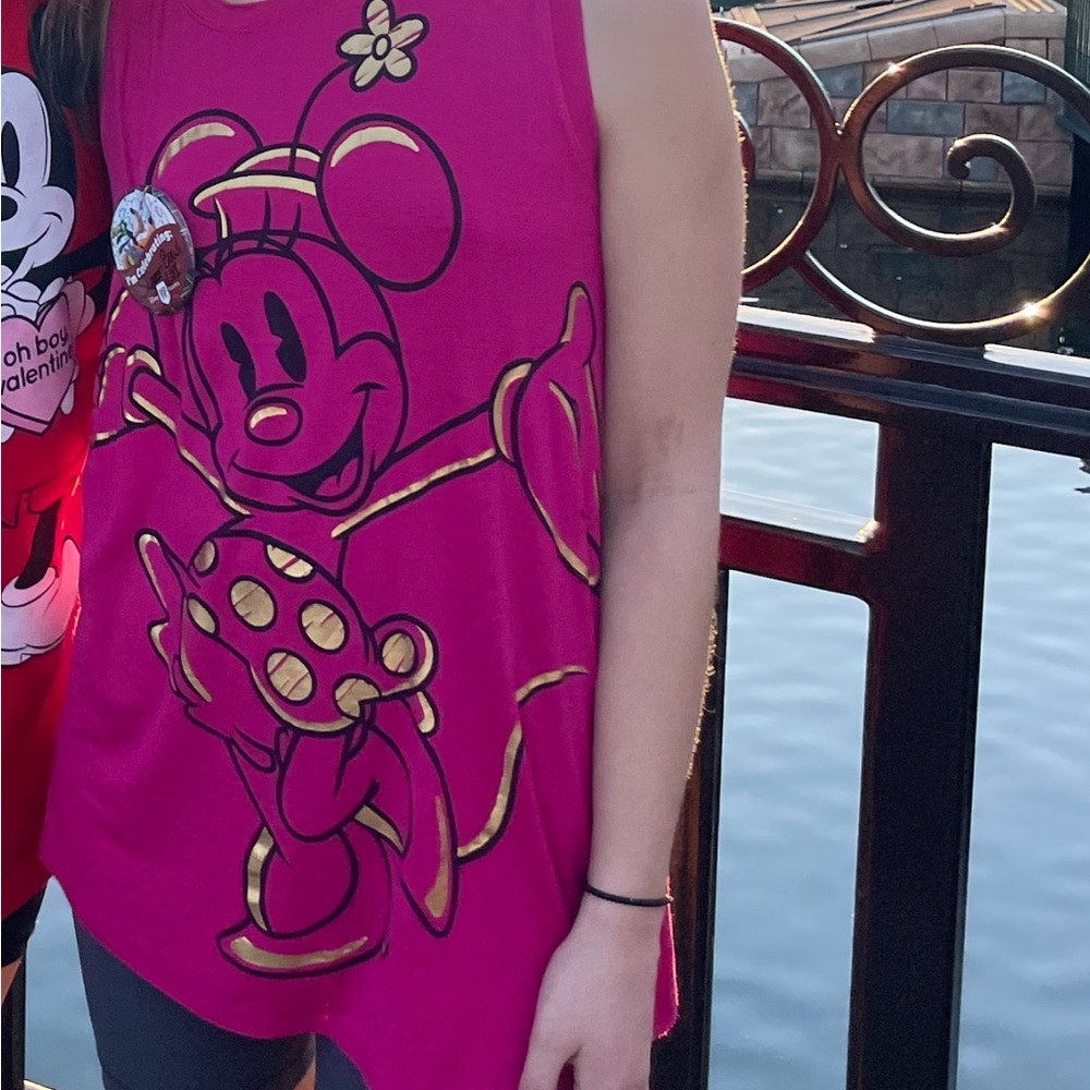 Minnie Mouse tank top